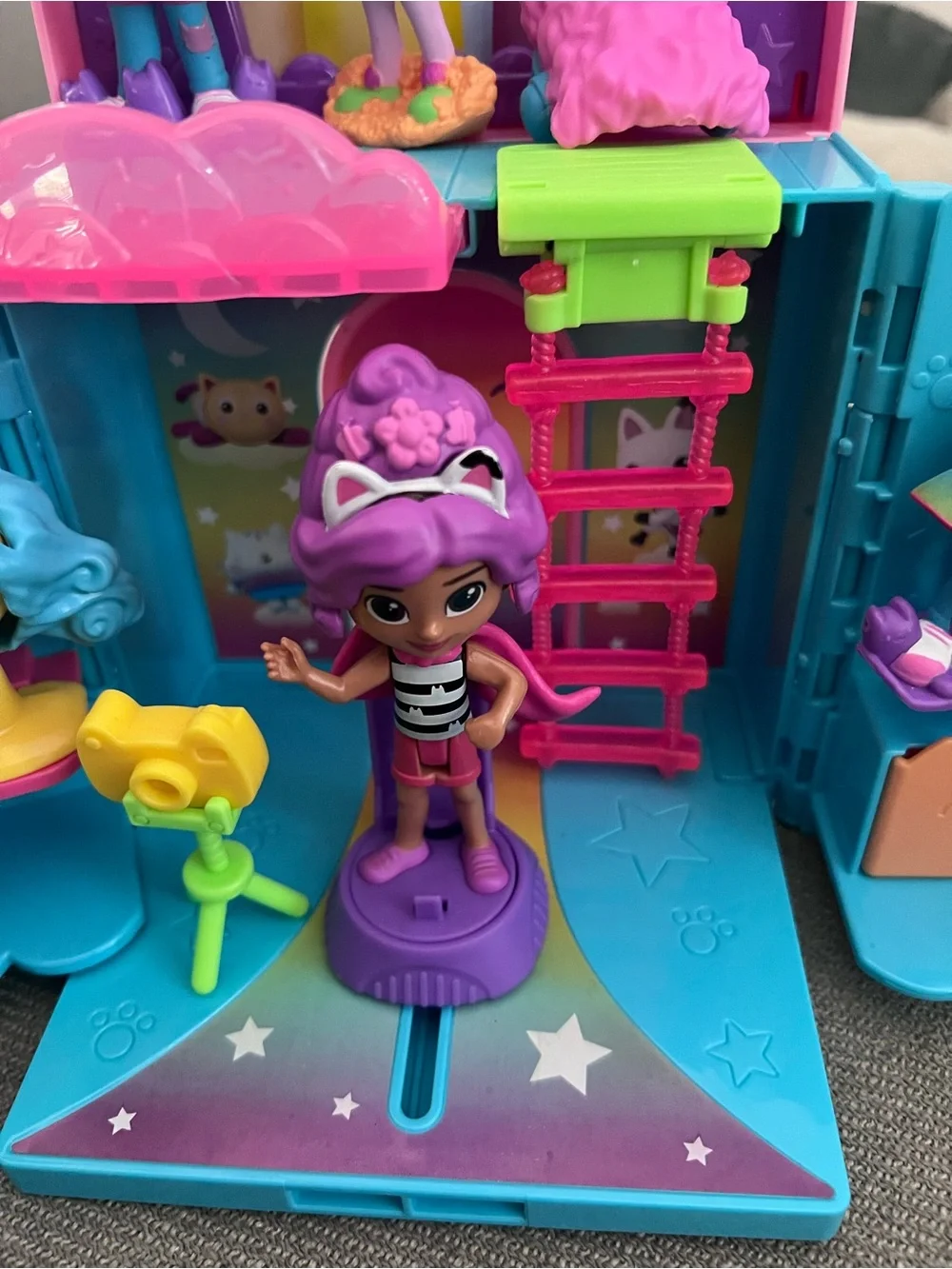 Small Boutique Kids Playset with Purple and Pink Doll
